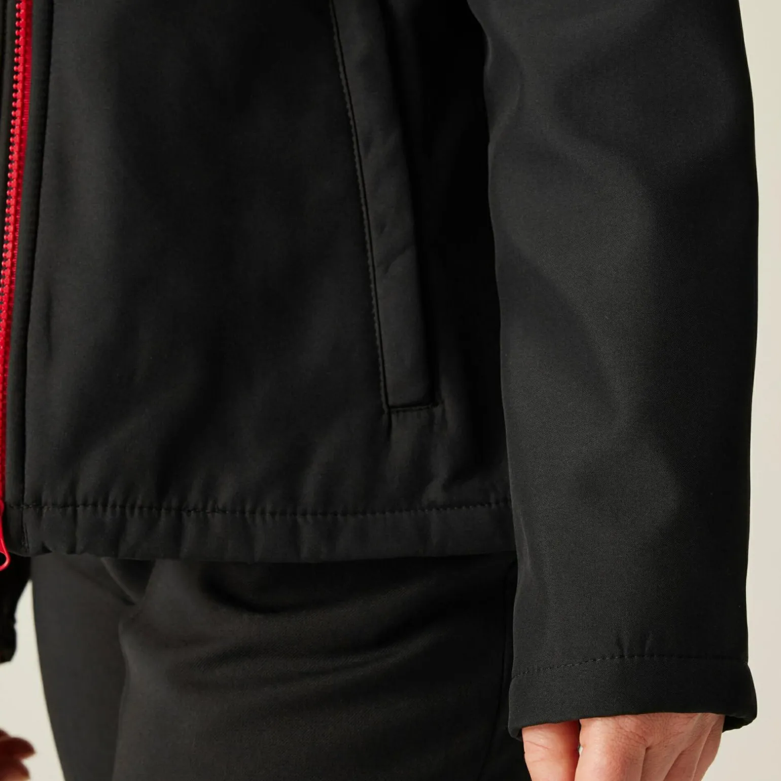 Damski softshell Ablaze | Czarno-czerwony
