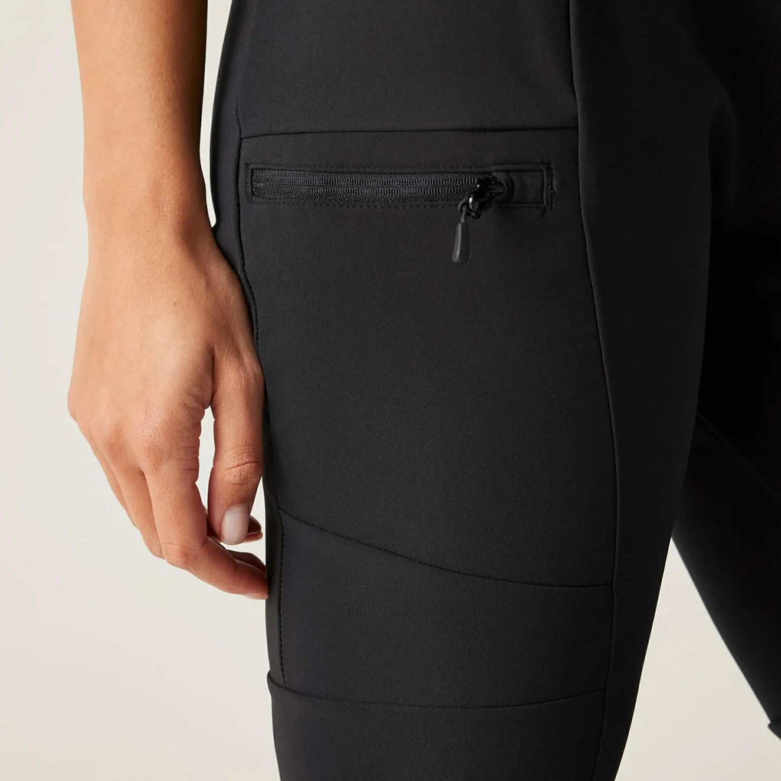Dare 2b - Damskie legginsy Melodic II | Czarny