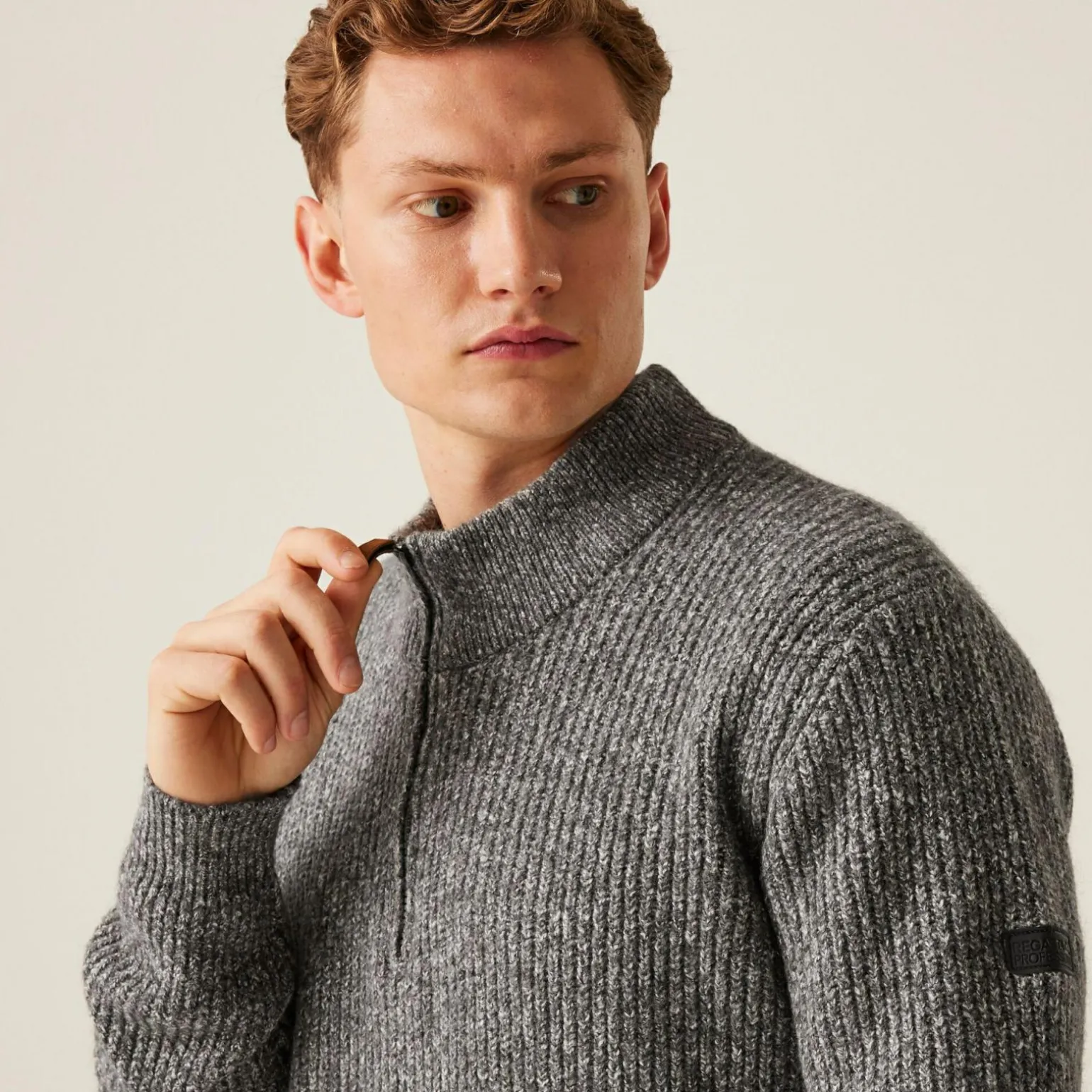 Męski sweter z dzianiny Solomon | Ciemnoszary