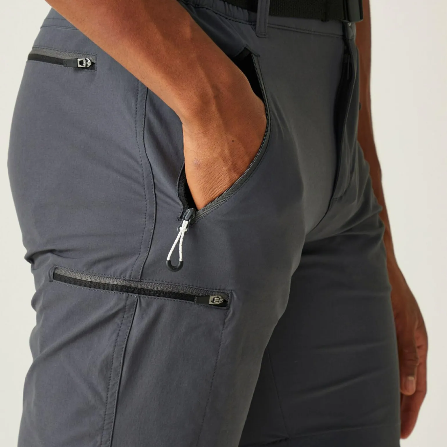 Męskie spodenki trekkingowe Xert Stretch III | Szary