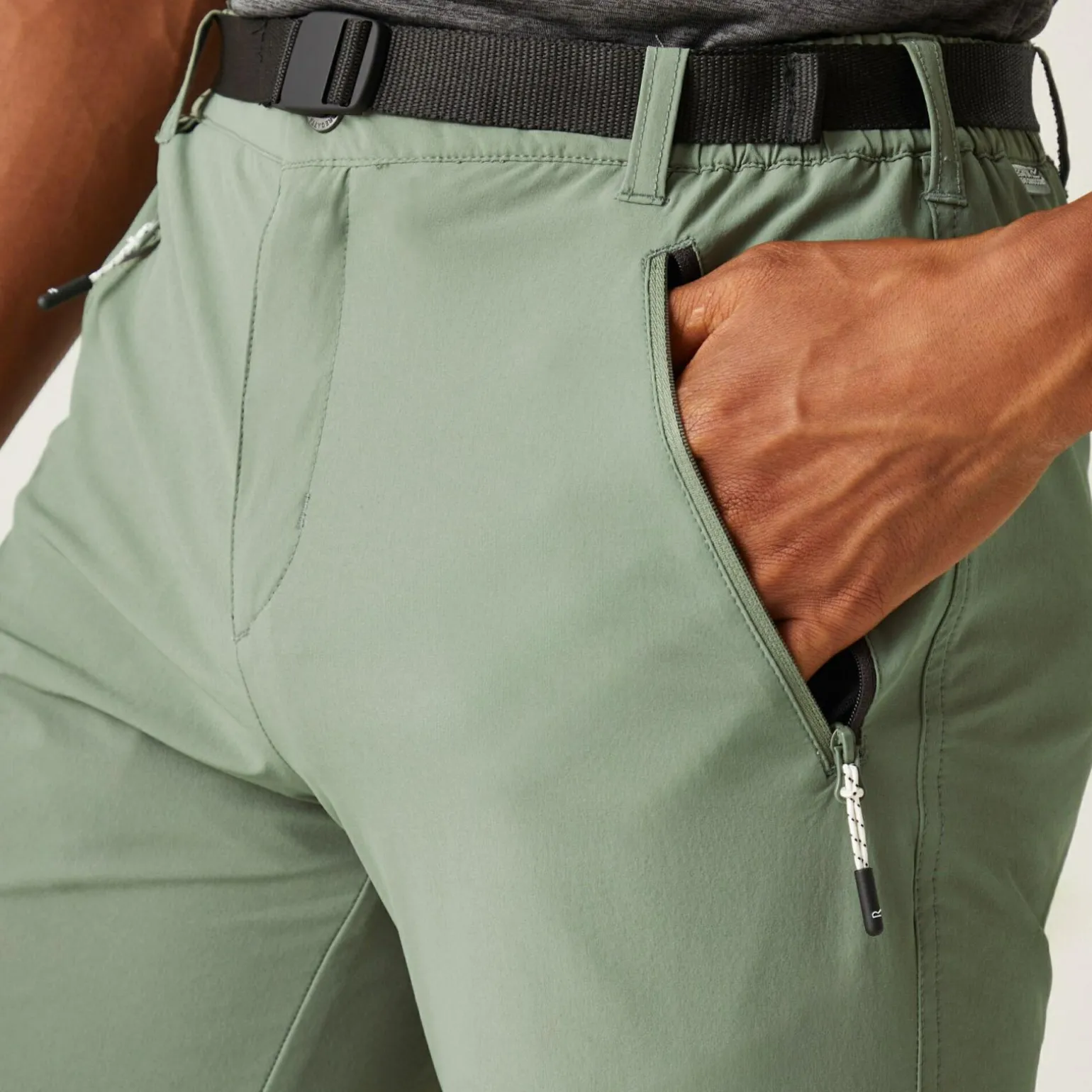 Męskie spodenki trekkingowe Xert Stretch III | Zielony